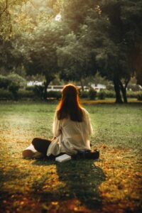 foto van een vrouw die pauzeert